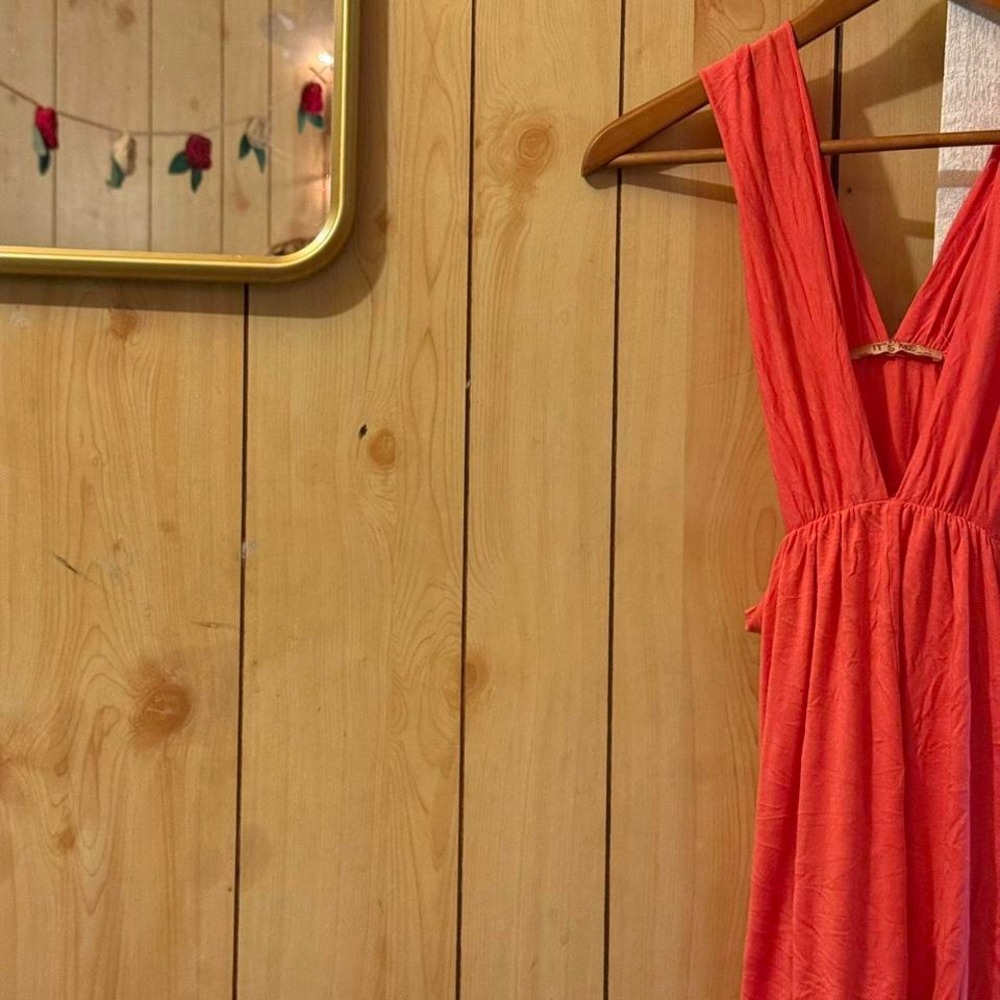 Womens Size‎ Small Coral Peach Sleeveless Soft Top